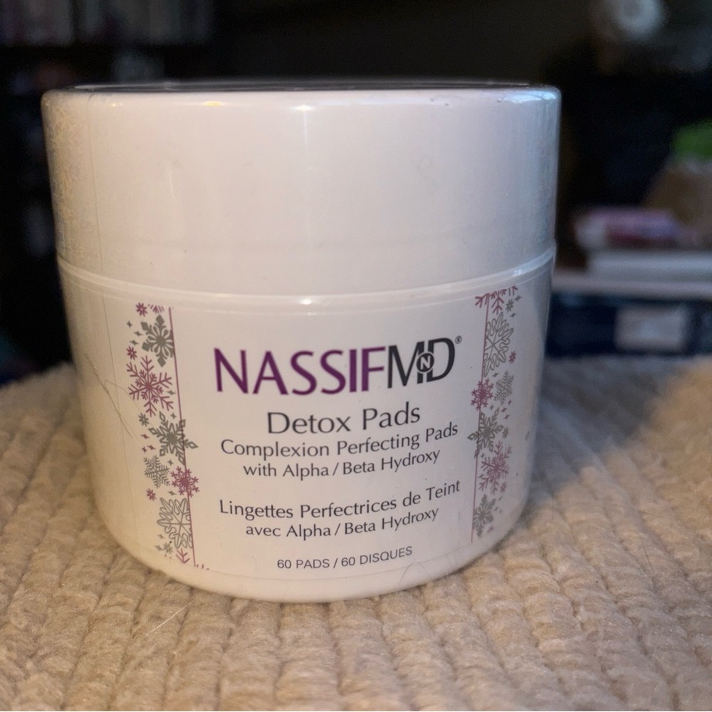 NassifMd Complextion Perfecting Detox Pads 60 Count.  New and Sealed!